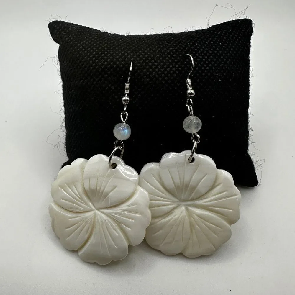 Genuine carved shell with moonstone accent bead dangle‎ earrings!!